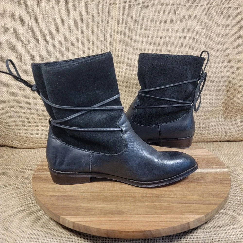 Anthropologie Latigo Ankle Boots Black Leather Suede Lace Up Accent Women Size 8
